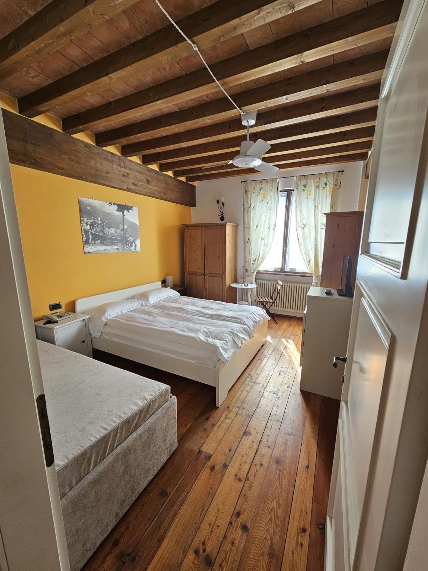 Agriturismo Ca Del Lago Граведона Экстерьер фото
